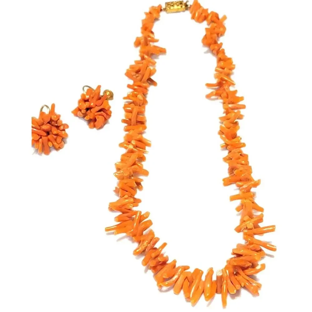 Unbranded vintage coral